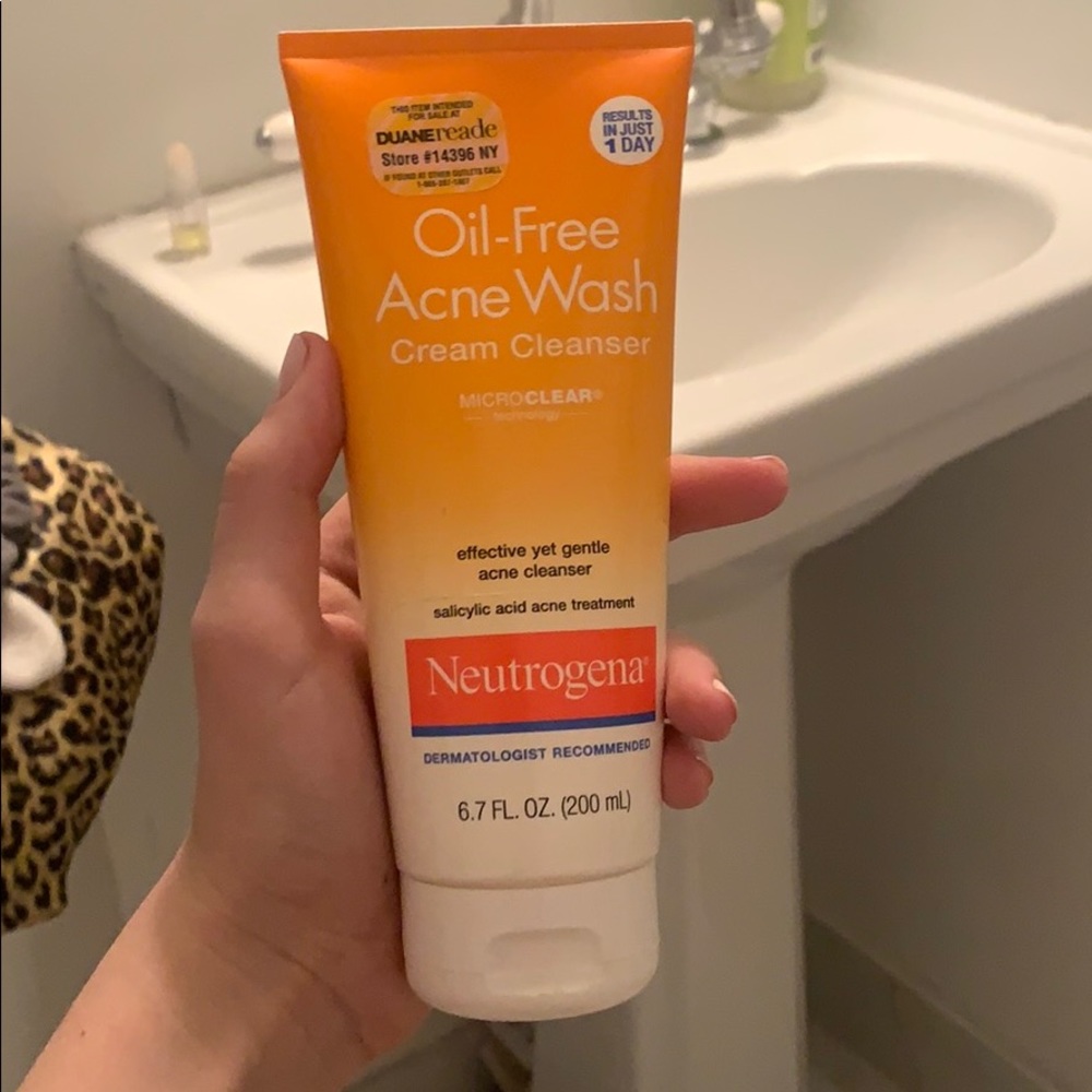 Face wash